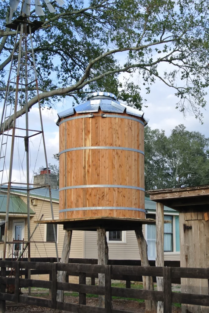 Corgal Water Timber Tank
